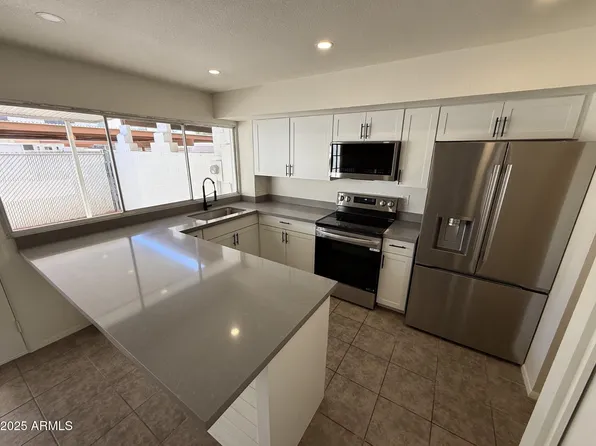 4849 W NORTHERN Avenue, Glendale, AZ 85301