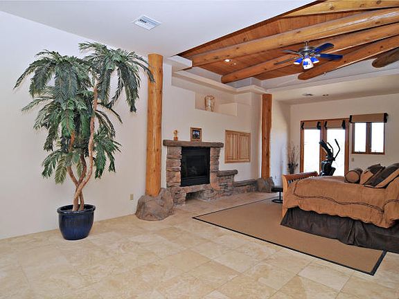 5th image of 13726 E Monument Dr