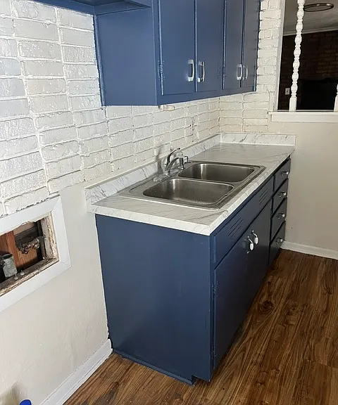 518 Harris St — Photo 6