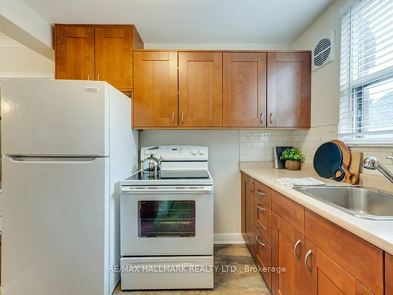 225 Woodville Ave #MAIN — Photo 14