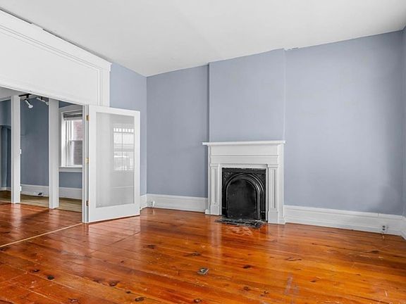 2nd image of 413 W 1st St #1