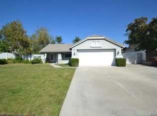 7725 Chanticleer Rd, Highland, CA 92346