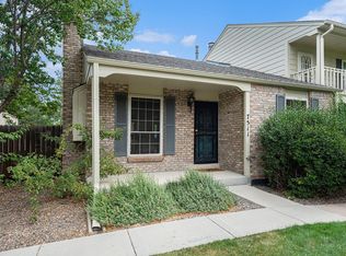 7511 S Cove Cir, Centennial, CO 80122