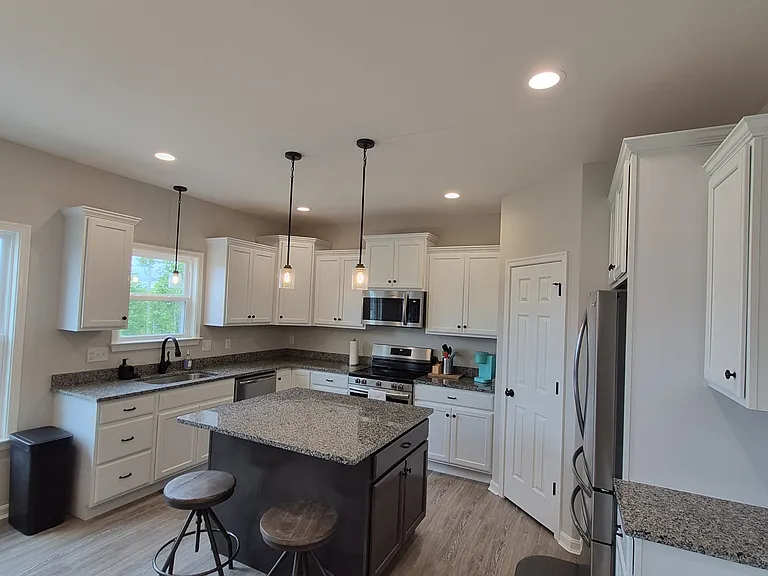 6179 Ballyshannon Dr — Photo 16
