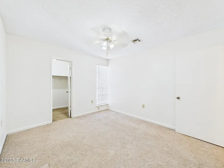 201 Fox Run Ave #1 — Photo 8