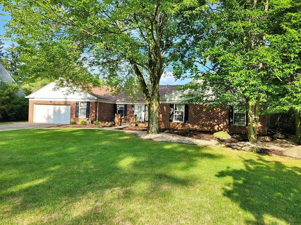 59 Trumbull Dr