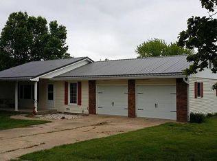 495 SE 500th Rd, Clinton, MO 64735