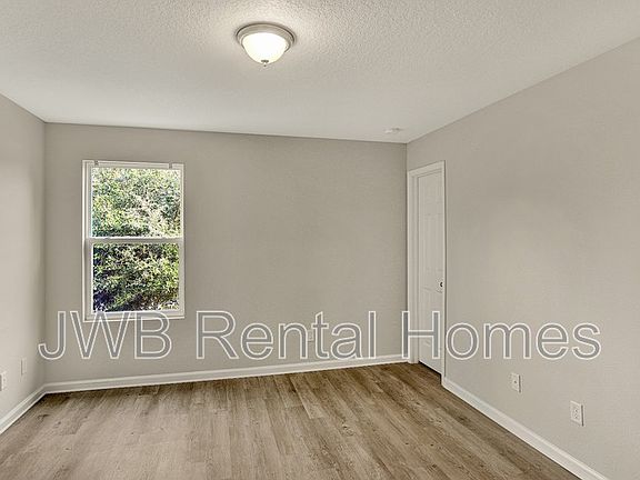 5th image of 10957 Hidden Haven Ct