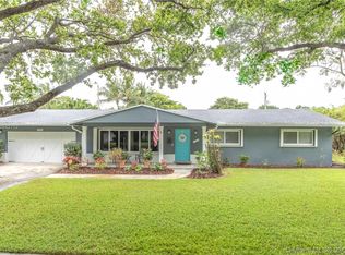 5761 SW 4th Ct, Plantation, FL 33317