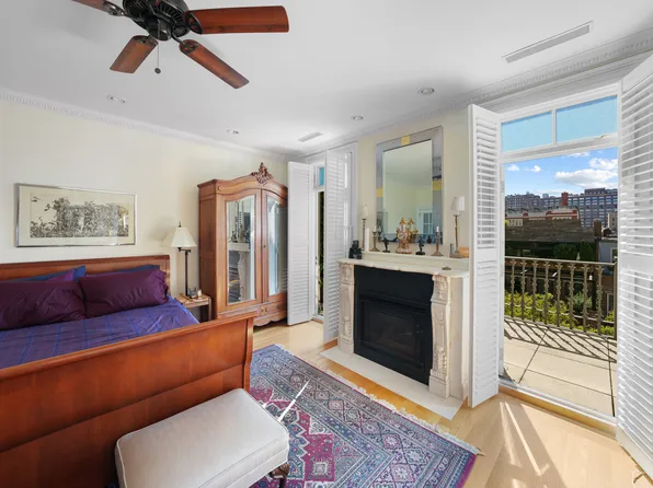 336 West 23rd Street image 9 of 25