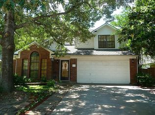 1227 Berkeley Lake Ln, Houston, TX 77062