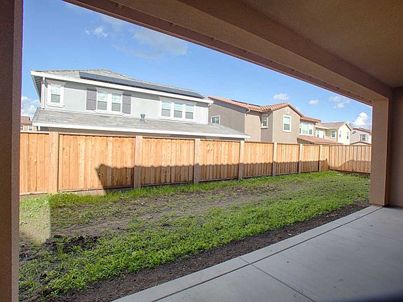 Homesite 48 - Backyard