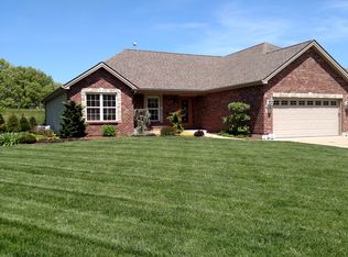 1225 Riesling Ln, Pevely, MO 63070