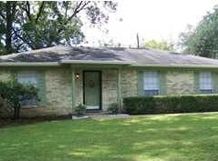 3907 Pickett Dr, Mobile, AL 36618