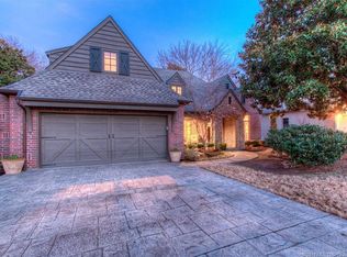 2321 S Columbia Ave, Tulsa, OK 74114