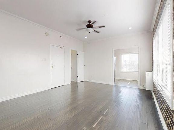 3rd image of 738 S New Hampshire Ave APT 406