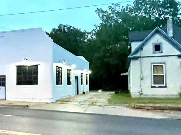 1908 N National Avenue, Springfield, MO 65803