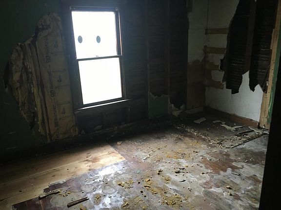 5th image of 861 S Salt Pond Ave