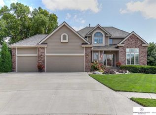 5722 S 167th Cir, Omaha, NE 68135