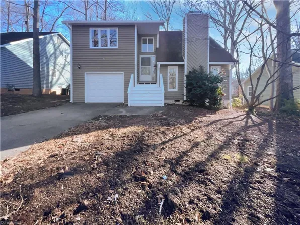 6025 Allington Ct, Winston Salem, NC 27104