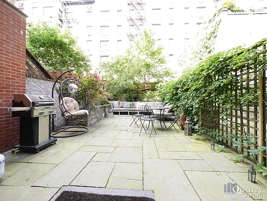 Rented by (Legacy) NY Quality Living Uptown | media 11