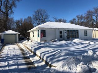 305 Loftus Ave SW, De Smet, SD 57231