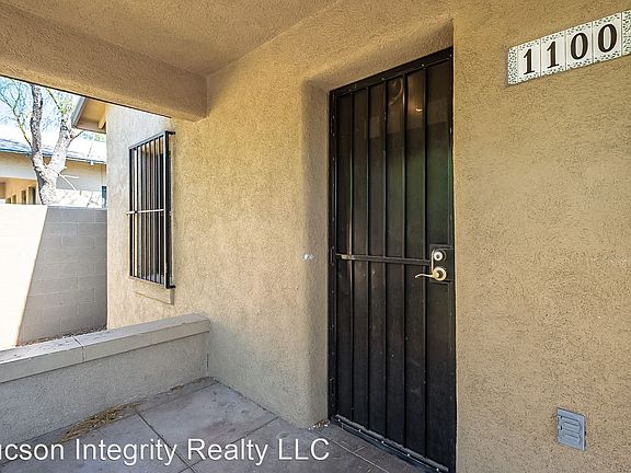 4th image of 1100 E 9th St #2909635