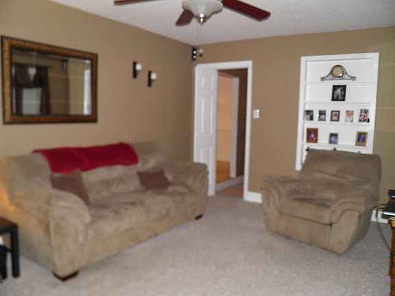 2nd image of 1414 Williams St