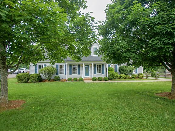 3rd image of 8336 Stewarts Bend Dr