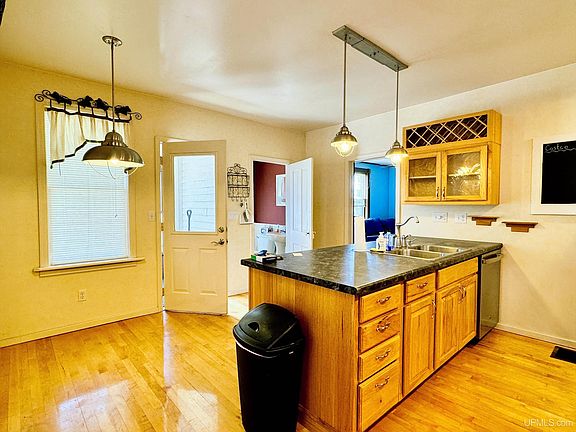3rd image of 51944 Tamarack St