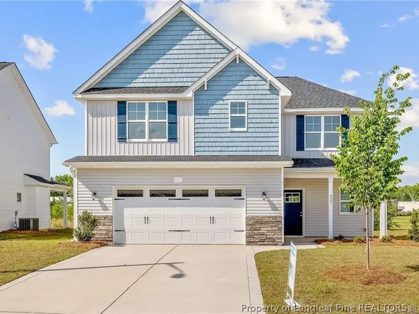 1922 Bluffside Dr, Fayetteville, NC 28312