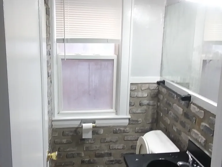 Hall Apartments — Photo 21
