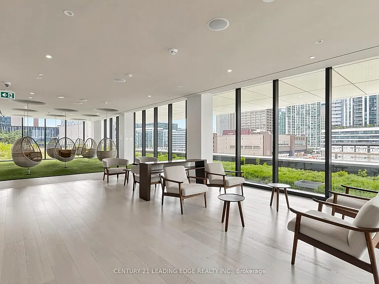 55 Cooper St #6211 — Photo 33