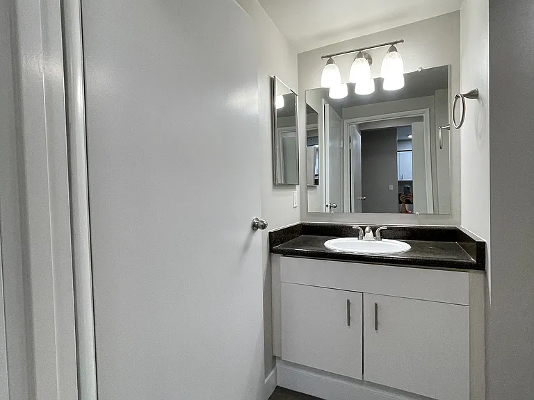 Elliott Pointe — Photo 16