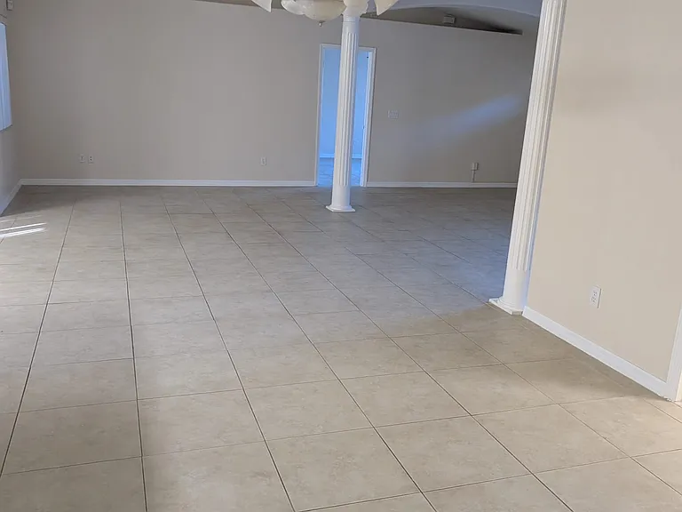 36 Spring Meadows Dr — Photo 8
