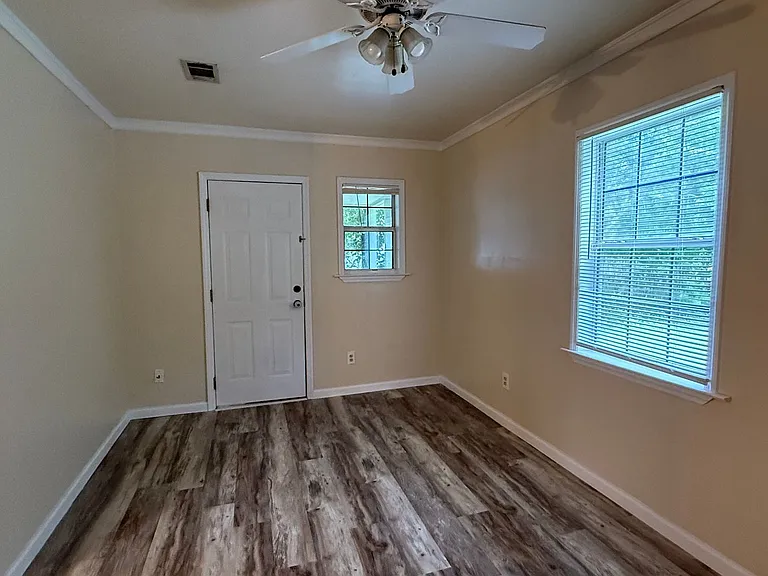4069 Chadwyck Dr — Photo 12