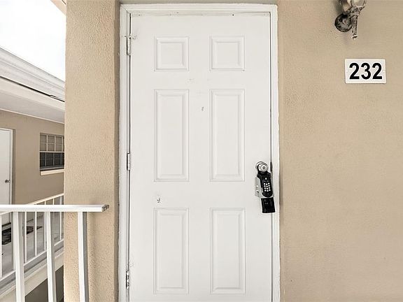 4th image of 2500 Lee Rd APT 232