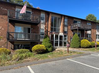 57 Balance Rock Rd APT 14, Seymour, CT 06483