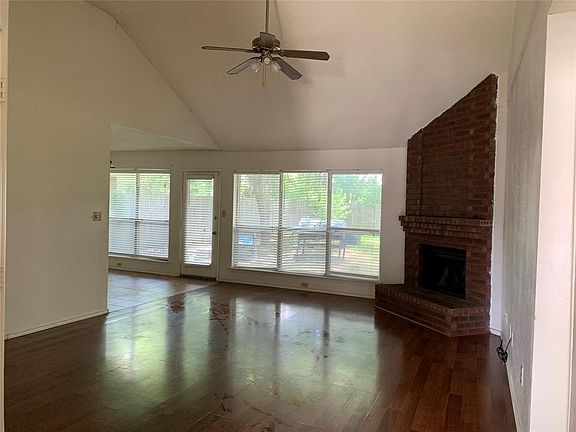 3rd image of 1219 Brooklawn Dr