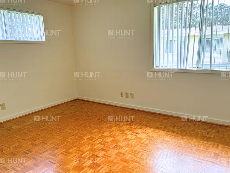 4 Adams Dr — Photo 9