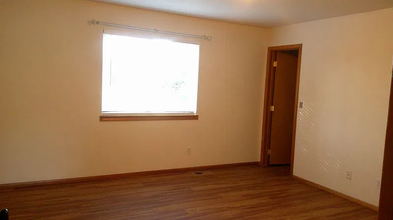 3 bed, 2.5 bath, 1500 sqft, $2,100 — Photo 4