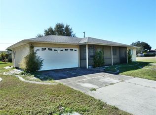 2 SE 14th Ct, Cape Coral, FL 33990