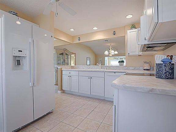 4th image of 2435 Ambler Cir