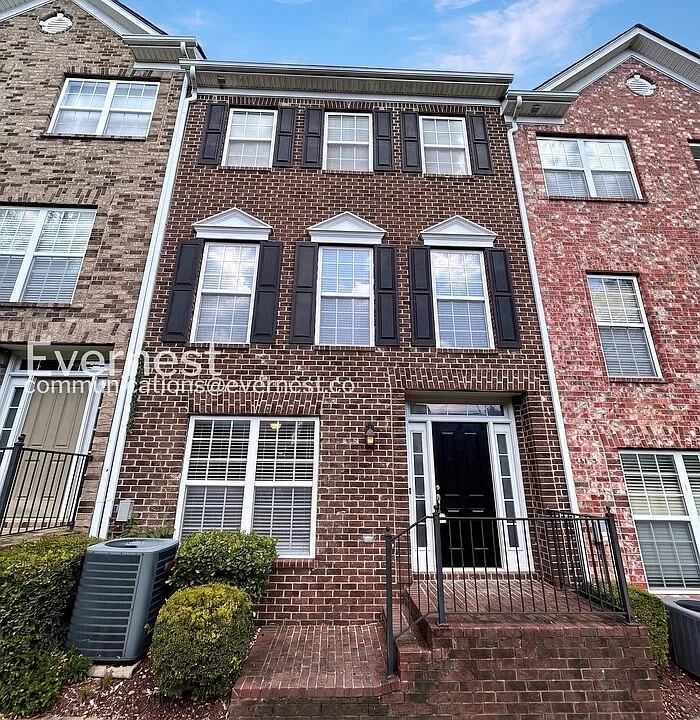 7517 Lords Chapel Dr