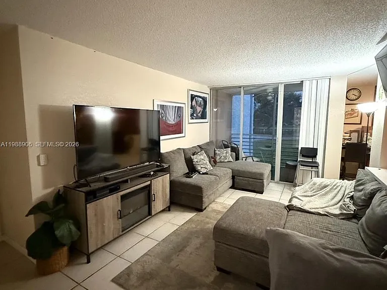 9441 Live Oak Pl #209 — Photo 2