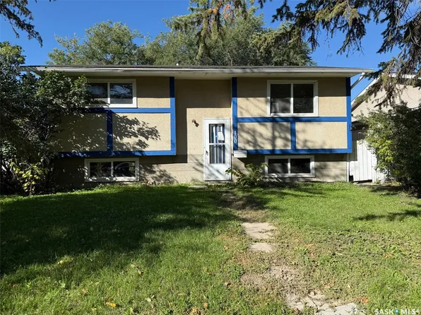 100 Marshall Crescent, Regina, SK S4R 4Y9