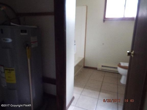 4th image of 248 Greenbriar Cir