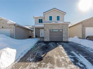 632 Langlaw Dr, Cambridge, ON N1P 1H4