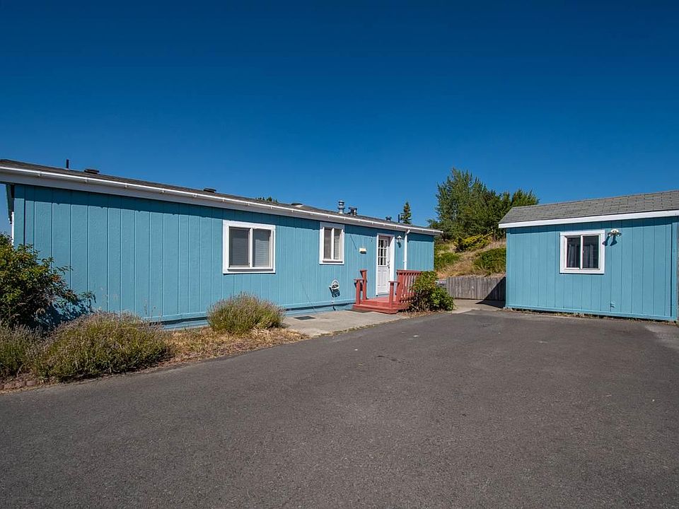 1st image of 260 NW Golden Hills Dr Space 12