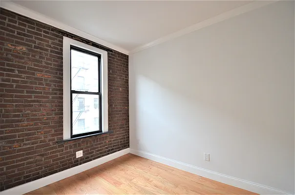 Rented by CITY SKYLINE REALTY INC | media 6